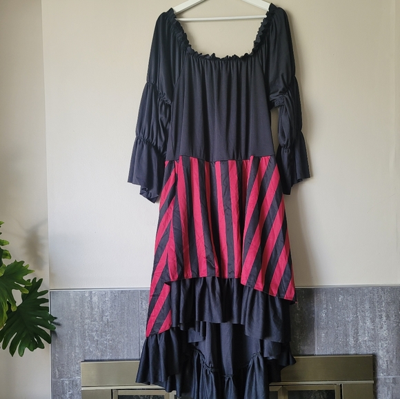 Halloween Pirate Costume - Picture 3 of 9